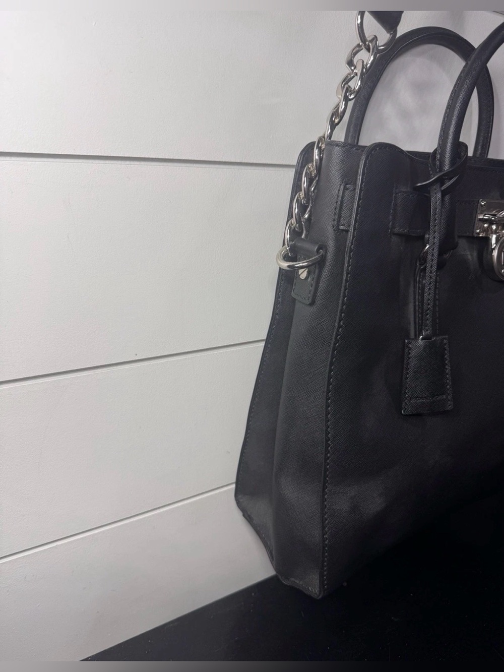Michael Kors Hamilton Large Satchel Purse Black Saffiano Leather Silver Hardware - Picture 4 of 10